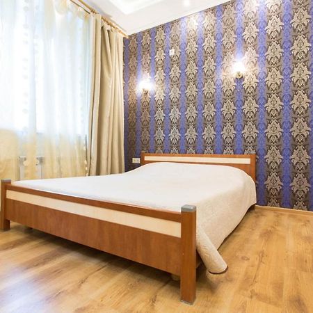 Modern New Studio - Maika Yohansena Str 18A คาร์คิฟ ภายนอก รูปภาพ