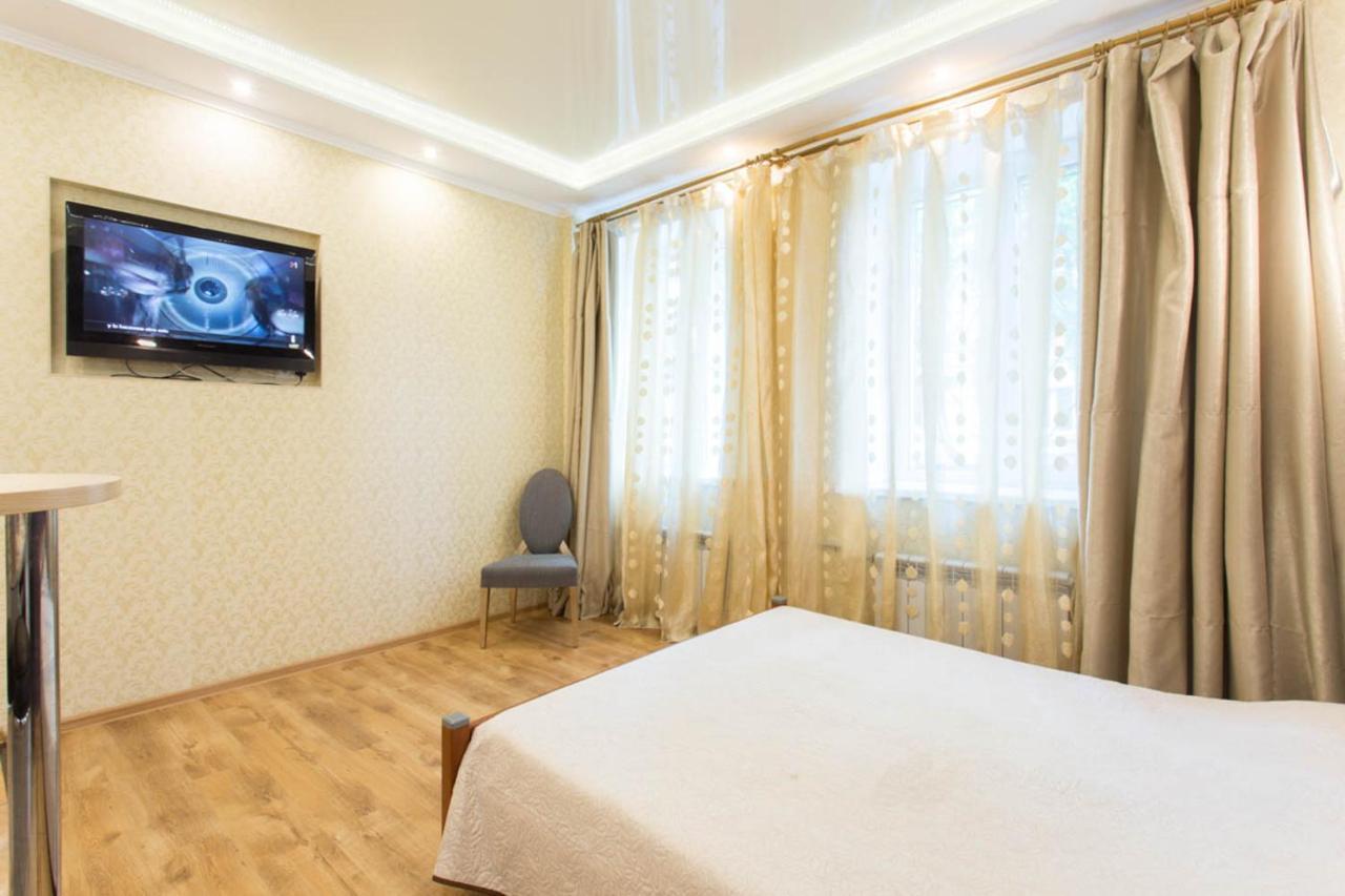 Modern New Studio - Maika Yohansena Str 18A คาร์คิฟ ภายนอก รูปภาพ