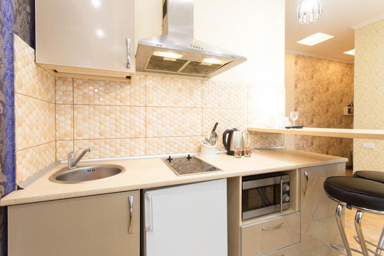 Modern New Studio - Maika Yohansena Str 18A คาร์คิฟ ภายนอก รูปภาพ